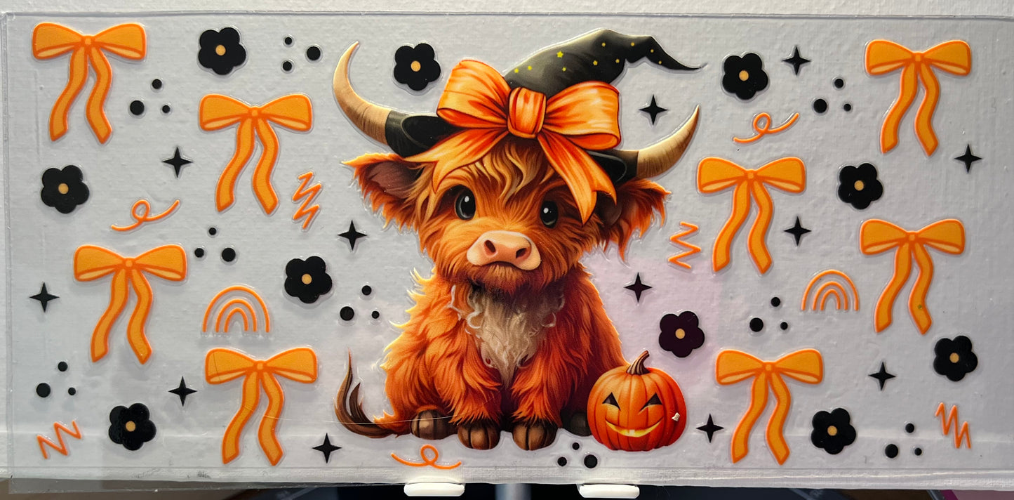 16oz UV DTF Wraps for Children's Drink Bottles or Snow Globes -Highland Cow Whitches Hat, bows, black flowers